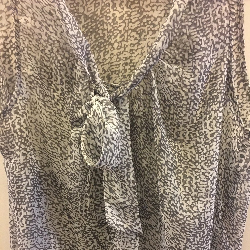 Chapter one sheer top - Picture 5 of 5